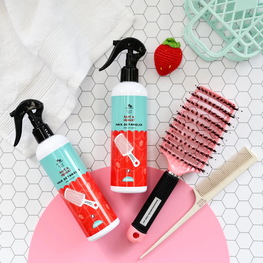 No Nasties Kids Hair Detangling Spray in Strawberry 250ml